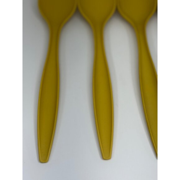 VTG Tupperware Harvest Gold Salad Serving Tongs Set Fork/Spoon 1970s Retro USA - Picture 3 of 7